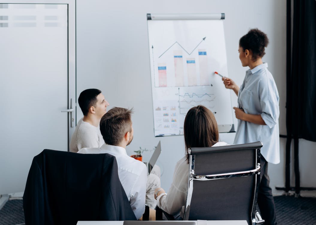 Top Sales Techniques for 2024: What Your Team Needs to Know